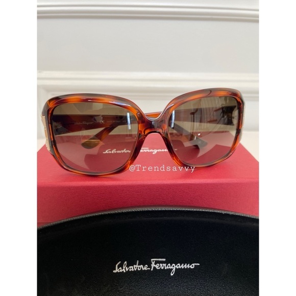 Salvatore Ferragamo Brown Gradient Rectangular Sunglasses 55mm NWT main image 4